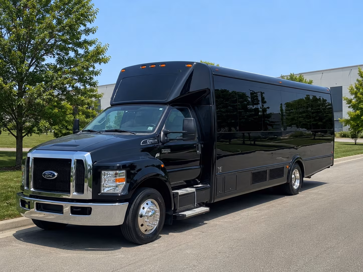 concert shuttle buses for large groups heading to bay area venues