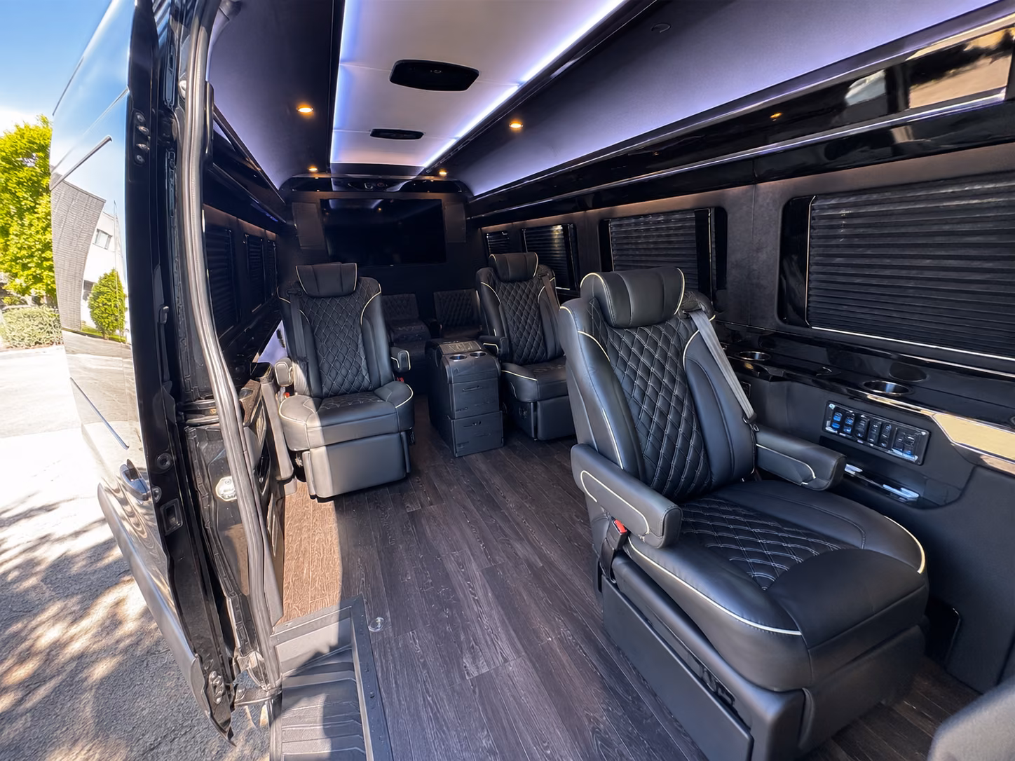 corporate event buses and convention shuttle services in san jose