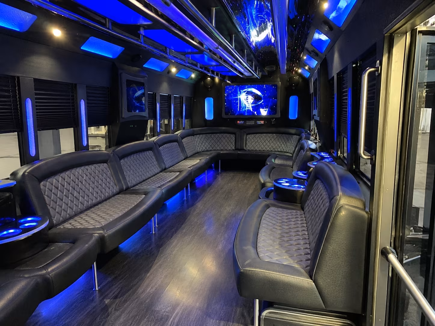 san jose 28 passenger party bus interior