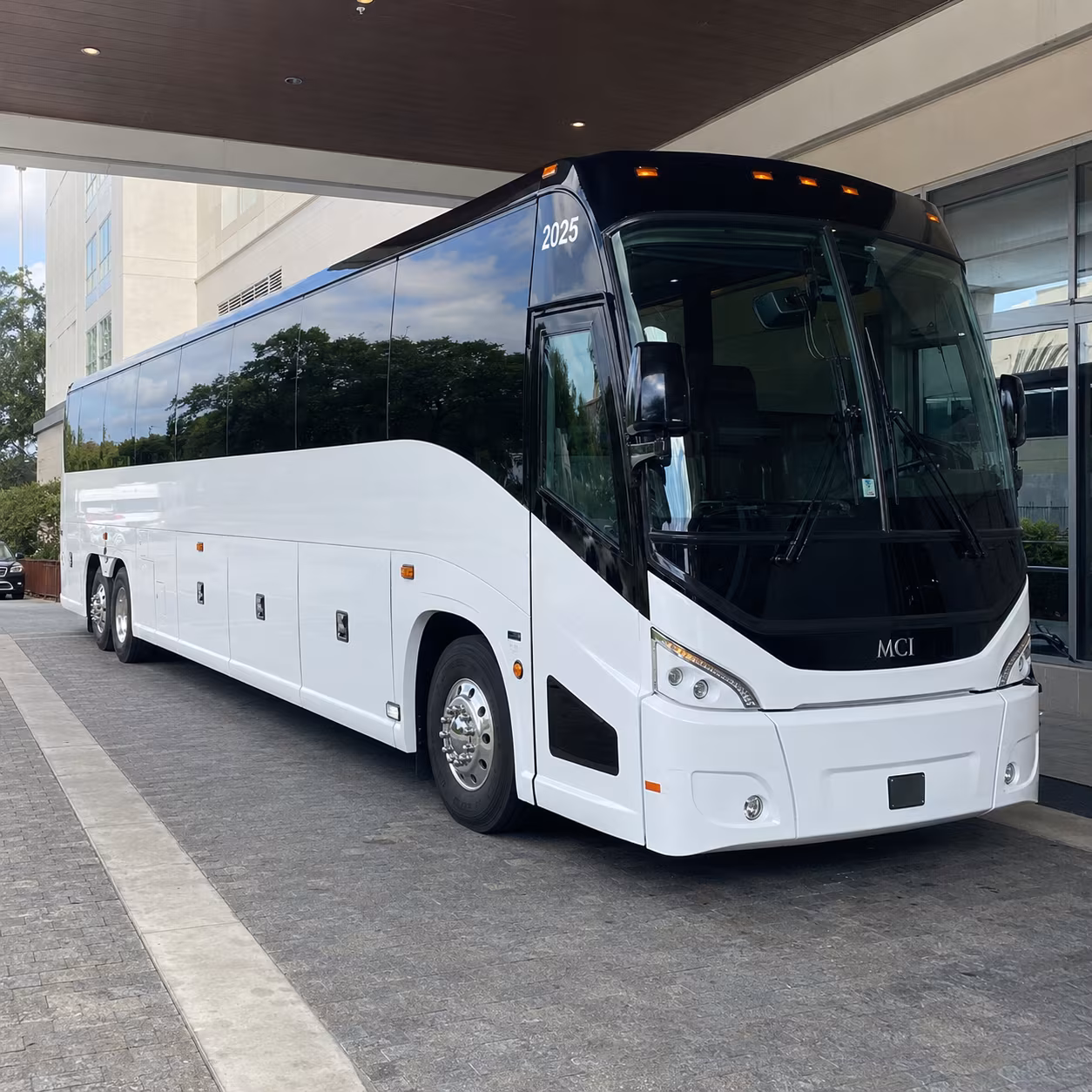 san jose 54 passenger charter bus