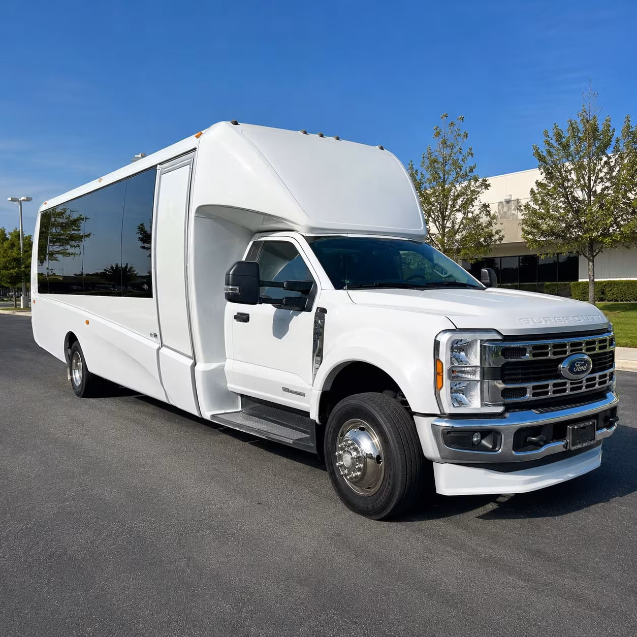 shuttle buses between san jose hotels and the mcenery convention center