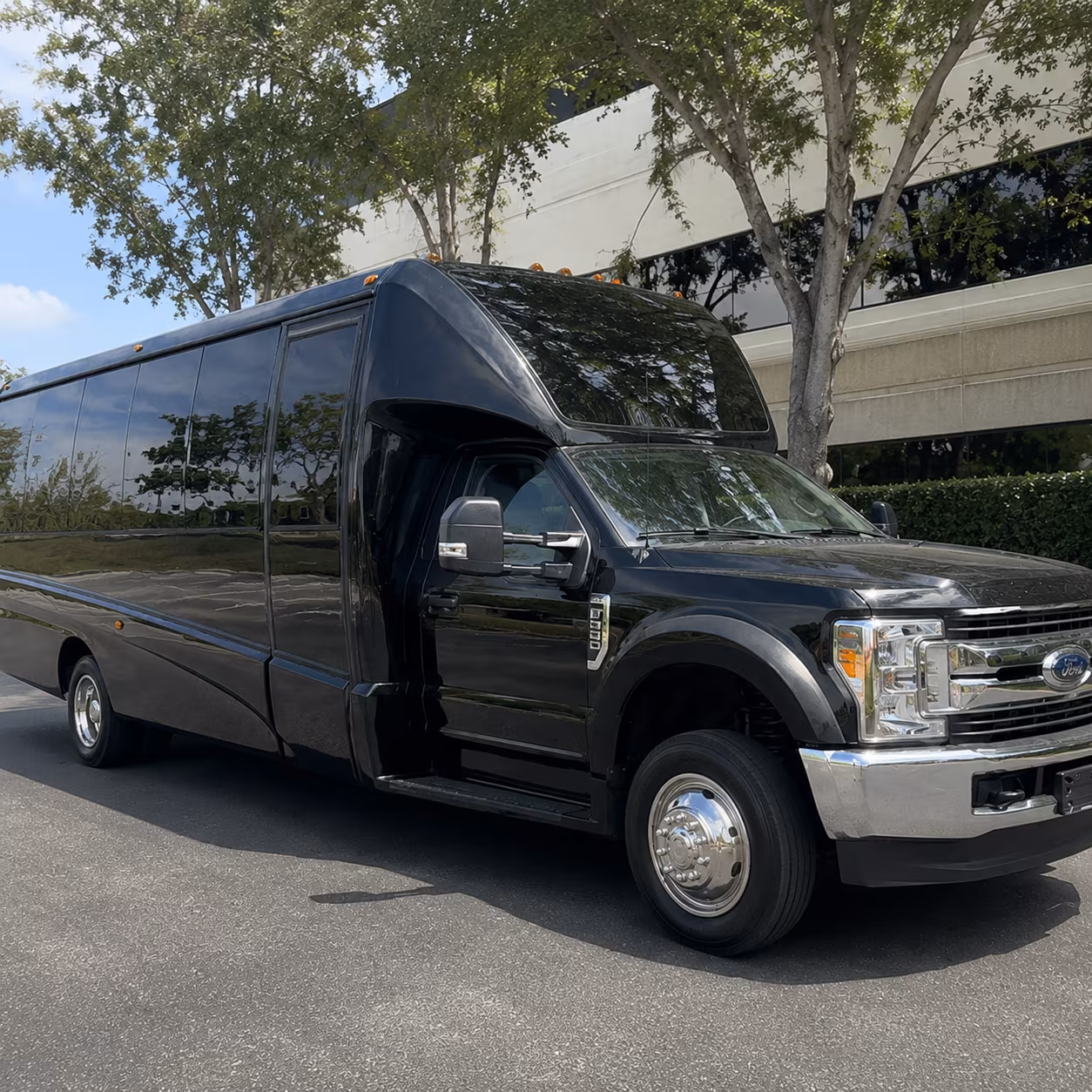 winery tour and pub crawl buses serving san jose and the south bay